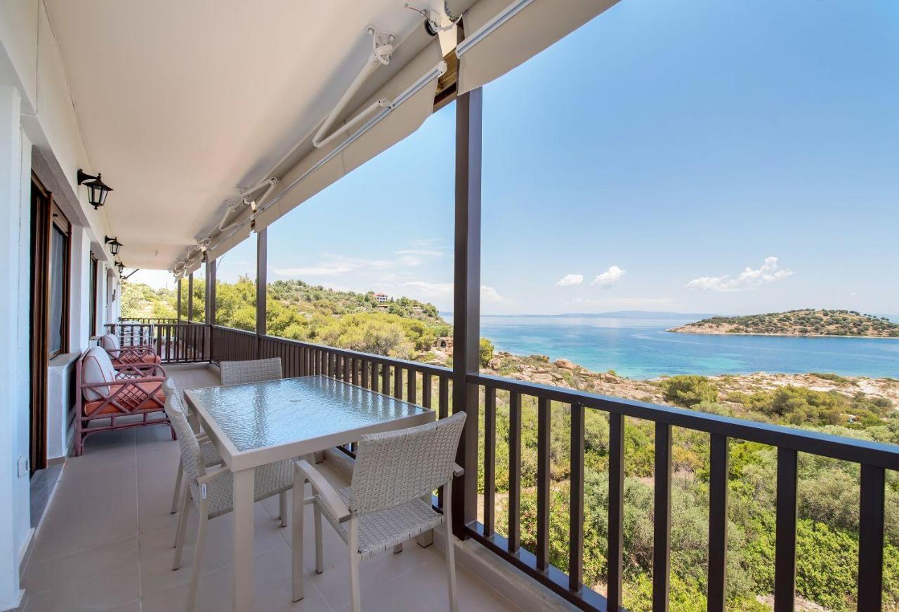 Nereus & Oceanus Beachfront Apartments, Lagonisi Beach #Feelslikehome 오르모스 파나기아스 외부 사진