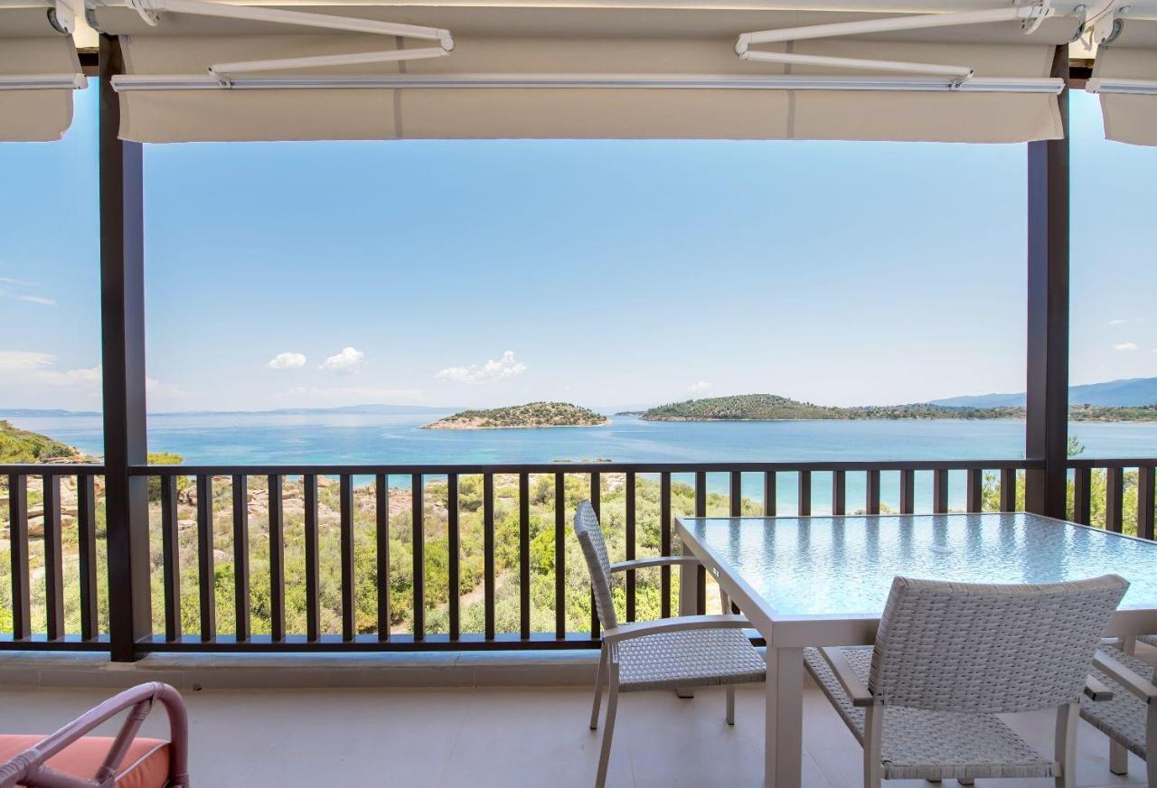 Nereus & Oceanus Beachfront Apartments, Lagonisi Beach #Feelslikehome 오르모스 파나기아스 외부 사진